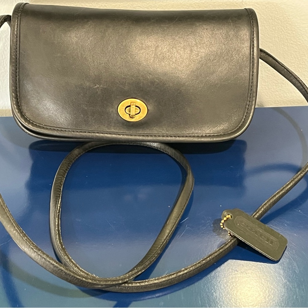 Coach Dinky Bag Purse 9375 Black Leather Crossbody United States Vtg 80s 90s